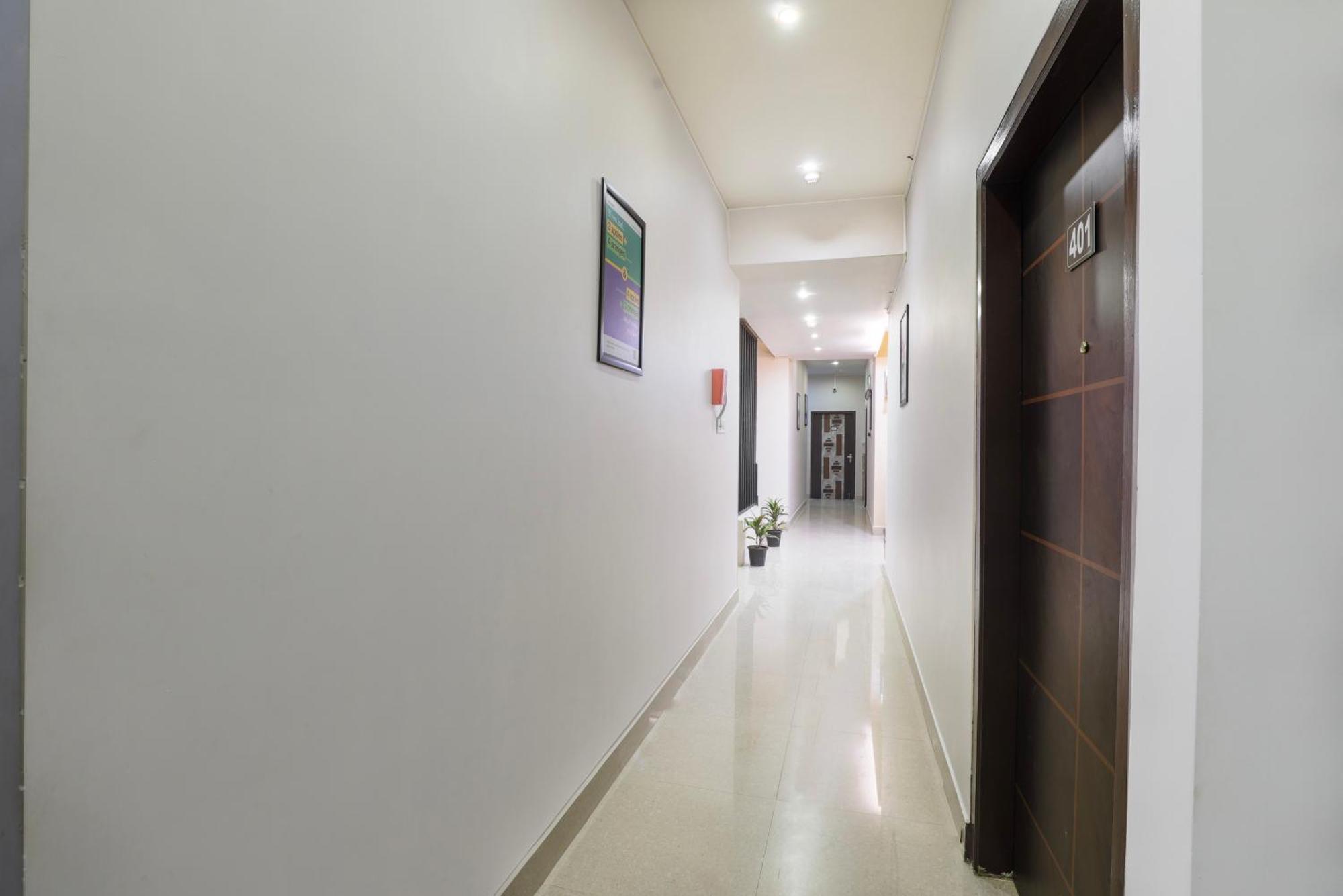 Treebo Urban Oasis Inn Guwahati Esterno foto