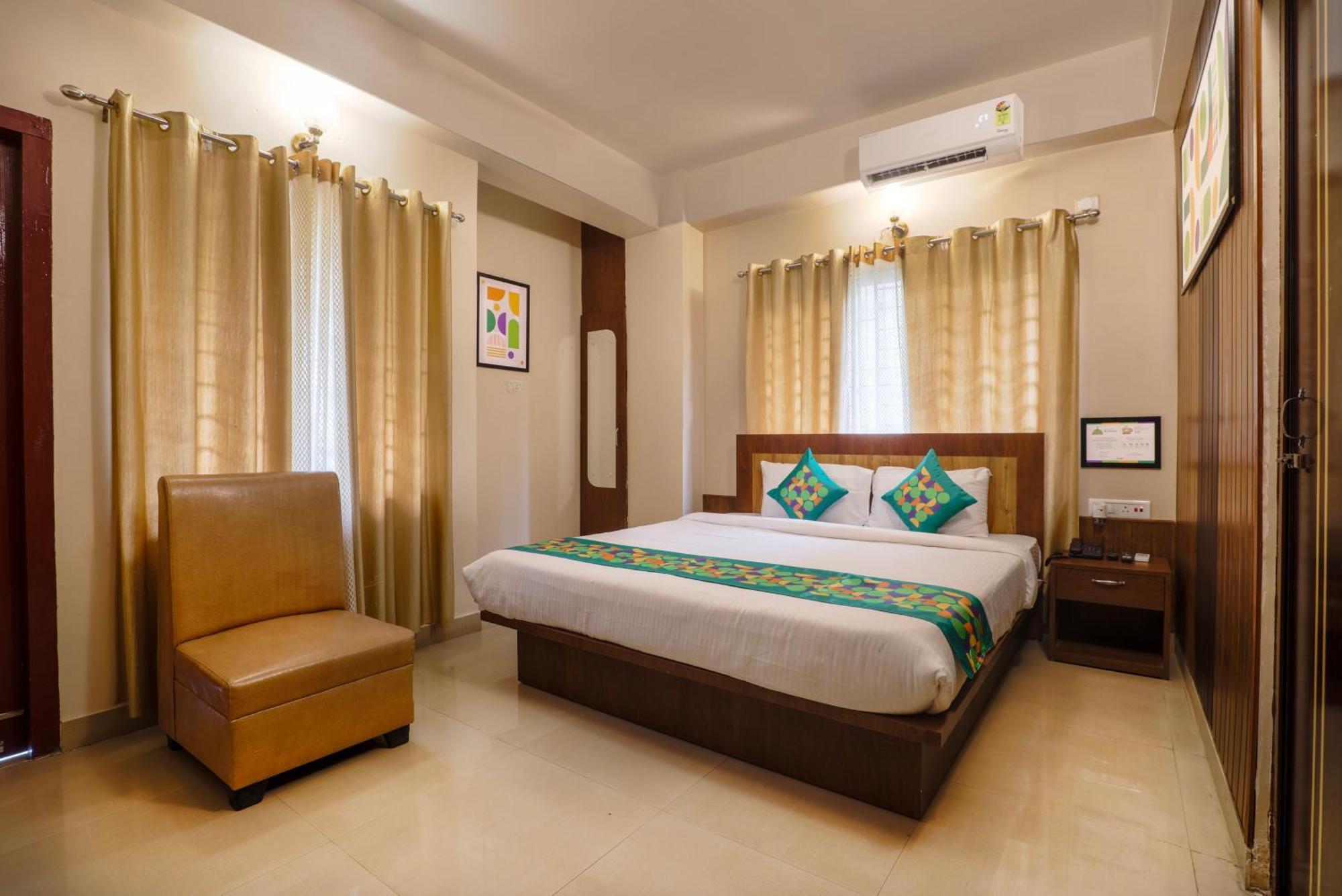 Treebo Urban Oasis Inn Guwahati Esterno foto