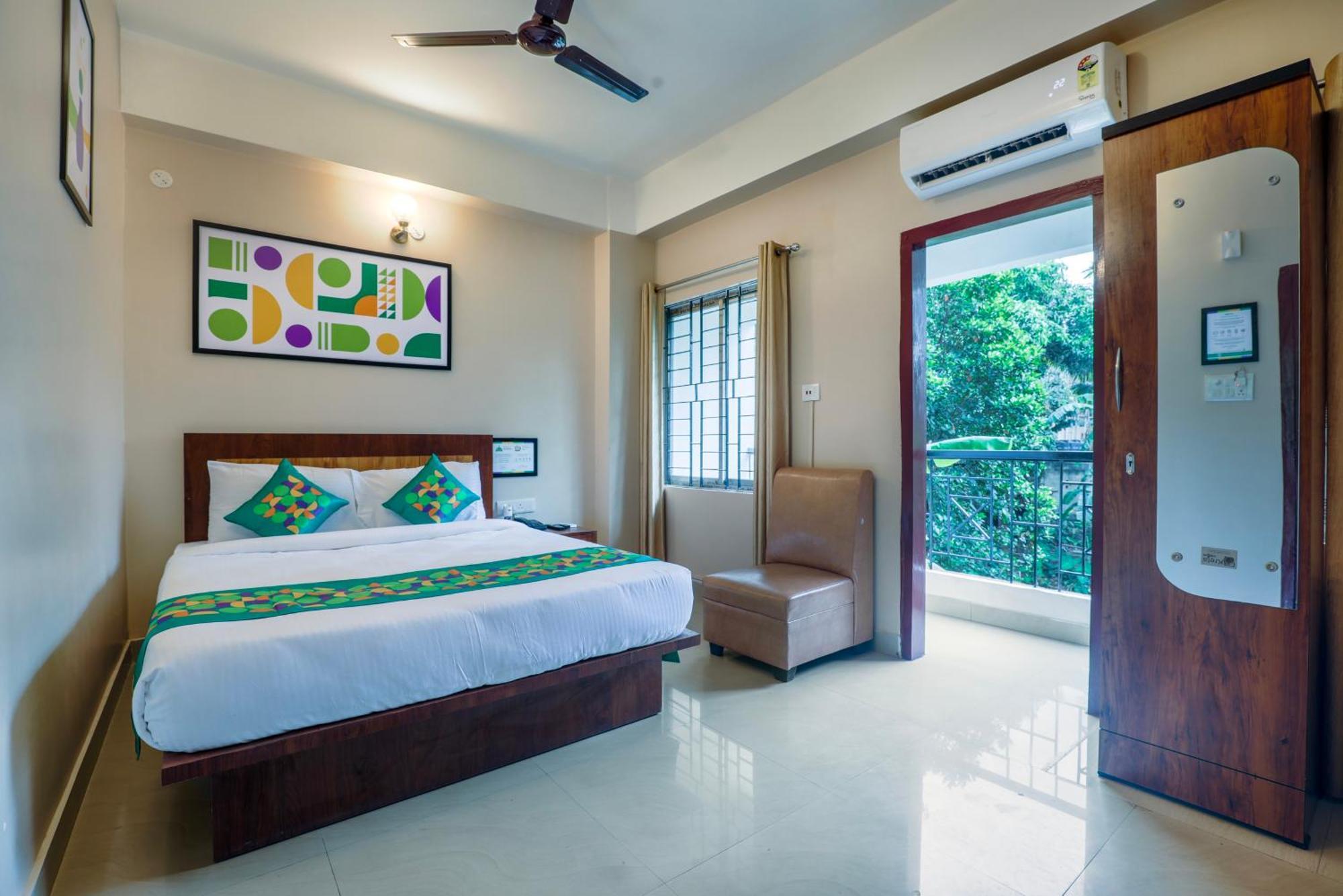 Treebo Urban Oasis Inn Guwahati Esterno foto